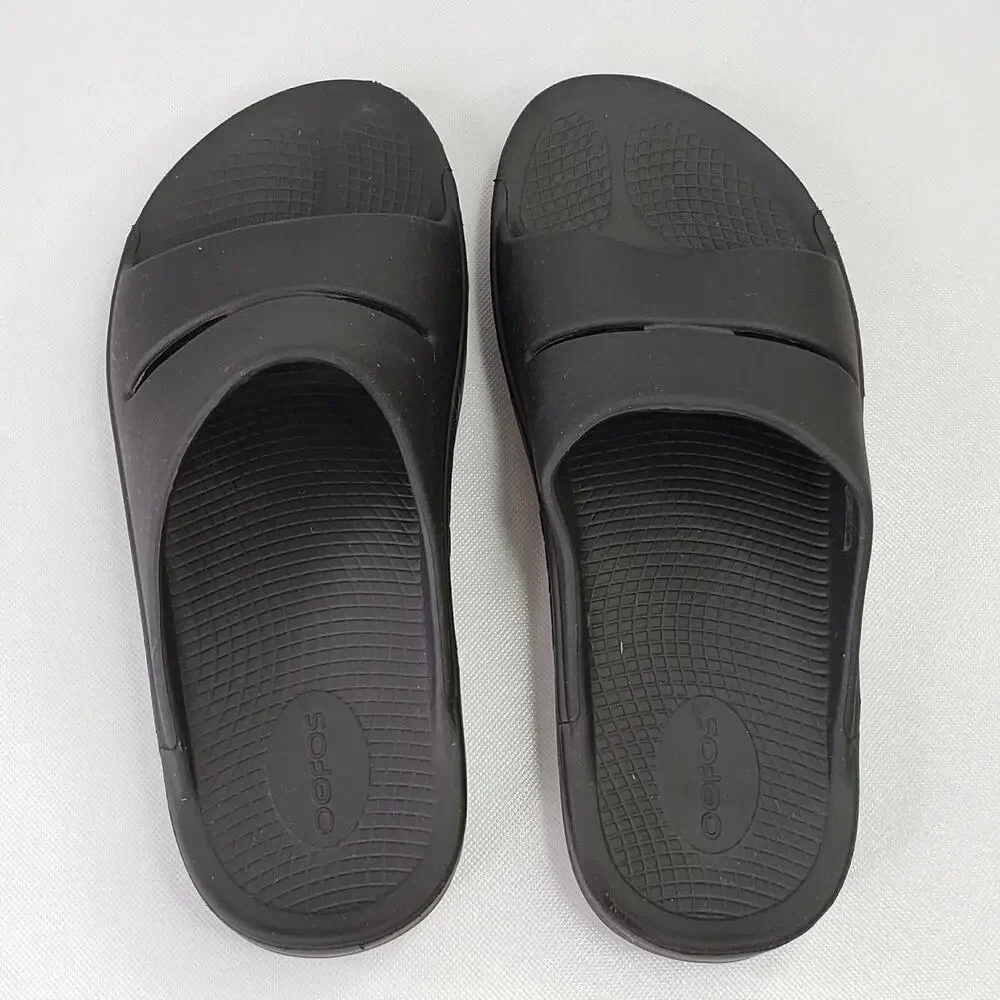 Oofos Ooahh Sandals Slides Black Mens Size 9 Comfort Recovery Shoes